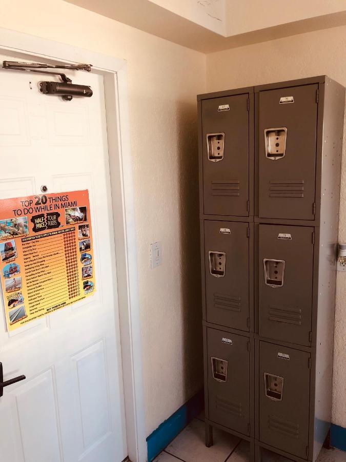 מיאמי ביץ' Miami Hostel מראה חיצוני תמונה